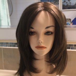 Paula Young Hadley Wig medium brown #8 NIB